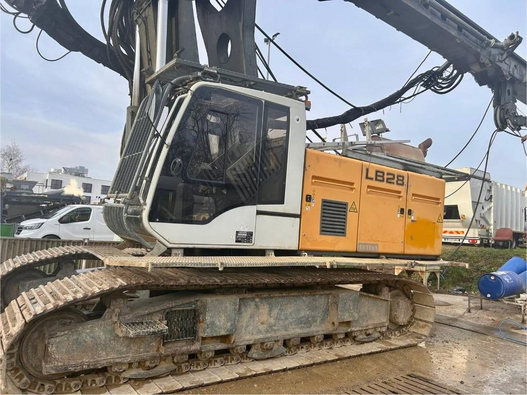Liebherr LB 28 - Sonetă: Foto 2 Liebherr LB 28 - Sonetă: Foto 2