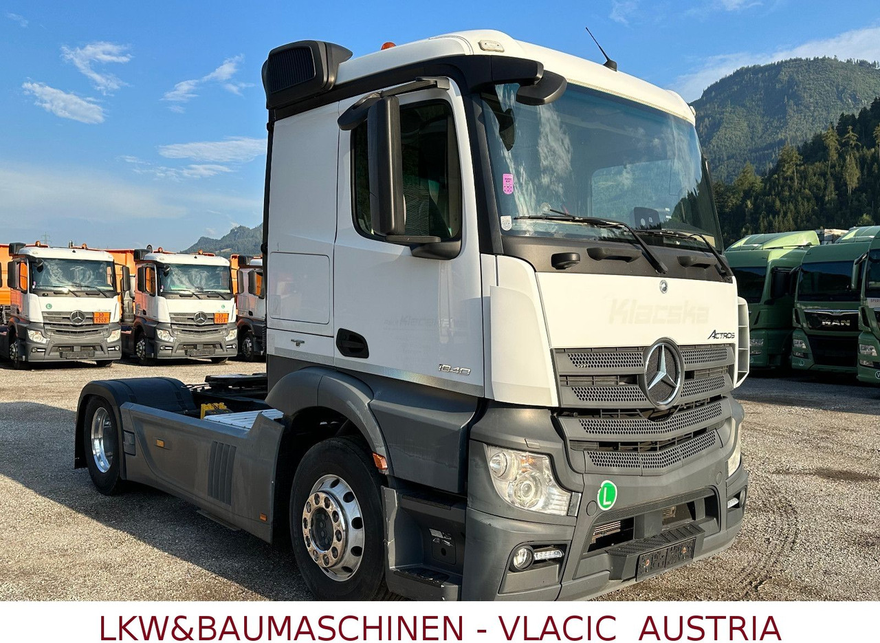 Mercedes-Benz Actros 1840 ADR ( 15 Stk. auf Lager 2017 jahr) - Cap tractor: Foto 2 Mercedes-Benz Actros 1840 ADR ( 15 Stk. auf Lager 2017 jahr) - Cap tractor: Foto 2