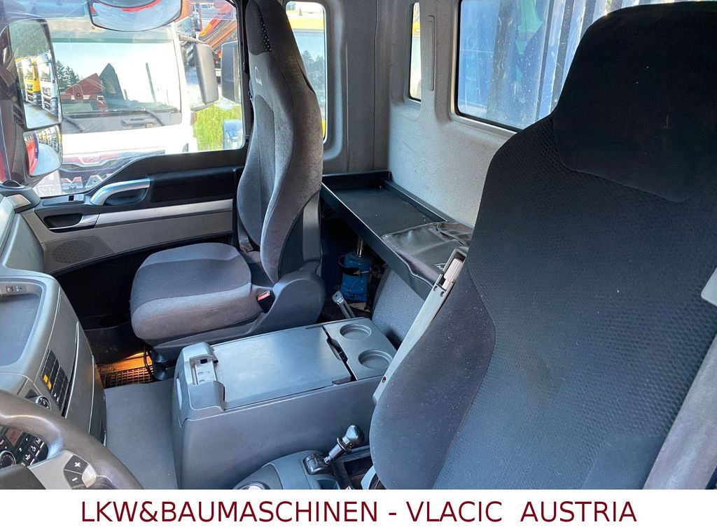 MAN TGS Holztransporter mit Kran Palfinger MAN TGS 33.480 6x6Holztransporter mit Kran Palfinger - Camion forestier, Camion cu macara: Foto 5 MAN TGS Holztransporter mit Kran Palfinger MAN TGS 33.480 6x6Holztransporter mit Kran Palfinger - Camion forestier, Camion cu macara: Foto 5