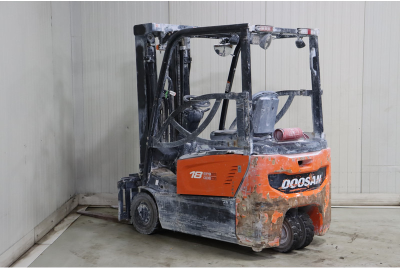 Doosan B18T-7 - Electrostivuitor: Foto 5 Doosan B18T-7 - Electrostivuitor: Foto 5