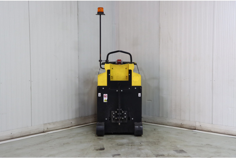 Hyster LO5.0T - Tractor electric: Foto 3 Hyster LO5.0T - Tractor electric: Foto 3