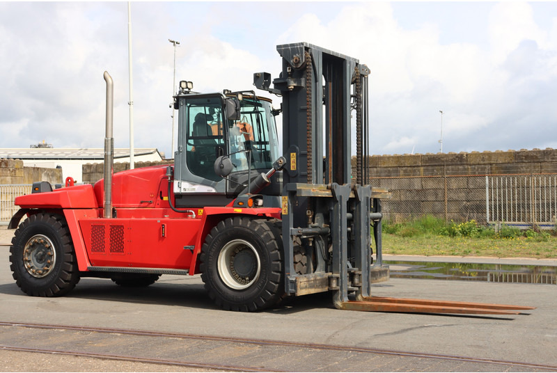 Kalmar DCG220-12LB - Stivuitor diesel: Foto 1 Kalmar DCG220-12LB - Stivuitor diesel: Foto 1