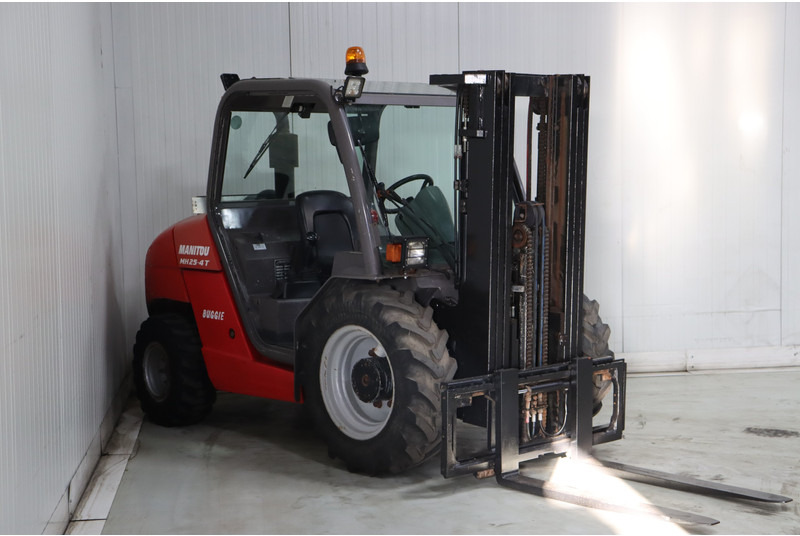 Manitou MH25-4T Buggie - Stivuitor diesel: Foto 4 Manitou MH25-4T Buggie - Stivuitor diesel: Foto 4