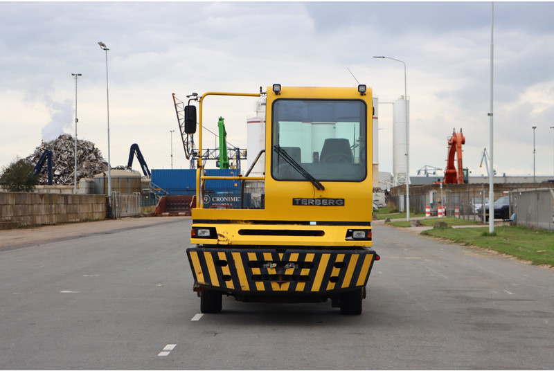 Terberg BC182 - Tractor terminal: Foto 3 Terberg BC182 - Tractor terminal: Foto 3