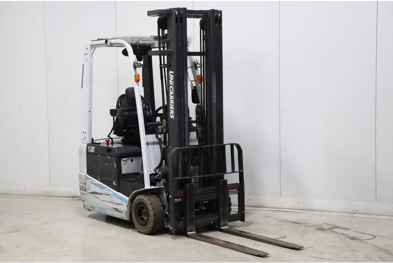 UniCarriers A1N1L15Q - Electrostivuitor: Foto 1 UniCarriers A1N1L15Q - Electrostivuitor: Foto 1