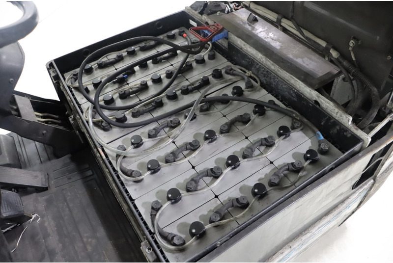 Electrostivuitor UniCarriers AG1N1L16Q: Foto 7 Electrostivuitor UniCarriers AG1N1L16Q: Foto 7