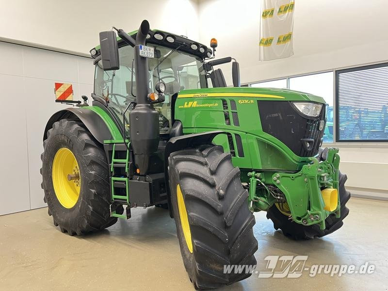 John Deere 6230R mit CommandPro - Tractor agricol: Foto 2 John Deere 6230R mit CommandPro - Tractor agricol: Foto 2