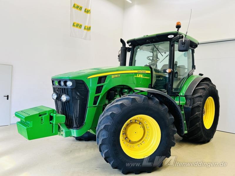 John Deere 8295R - Tractor agricol: Foto 1 John Deere 8295R - Tractor agricol: Foto 1