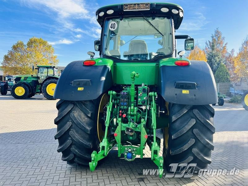 John Deere 8320R E23-PowerShift - Tractor agricol: Foto 5 John Deere 8320R E23-PowerShift - Tractor agricol: Foto 5