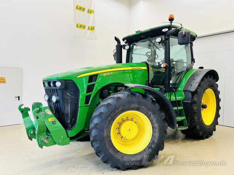John Deere 8320R - Tractor agricol: Foto 1 John Deere 8320R - Tractor agricol: Foto 1