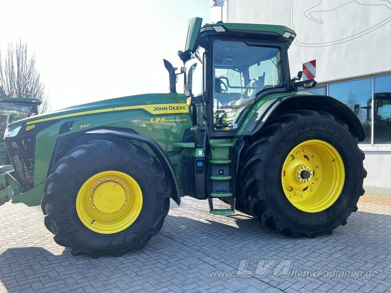 John Deere 8R 340 - Tractor agricol: Foto 5 John Deere 8R 340 - Tractor agricol: Foto 5