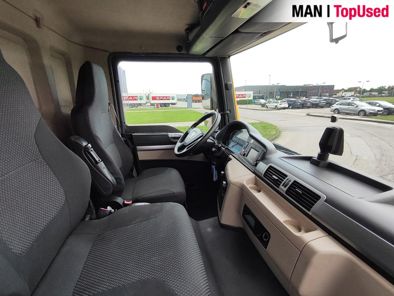 MAN TGM 18.290 4X2 BL - Camion furgon: Foto 2 MAN TGM 18.290 4X2 BL - Camion furgon: Foto 2