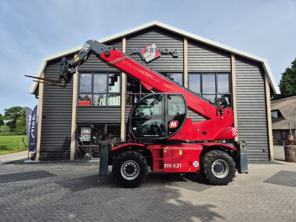 MAGNI RTH 5.21 D/D - Stivuitor telescopic: Foto 1 MAGNI RTH 5.21 D/D - Stivuitor telescopic: Foto 1
