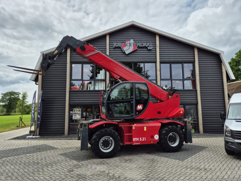 MAGNI RTH 5.21 Smart – D/C - Stivuitor telescopic: Foto 1 MAGNI RTH 5.21 Smart – D/C - Stivuitor telescopic: Foto 1