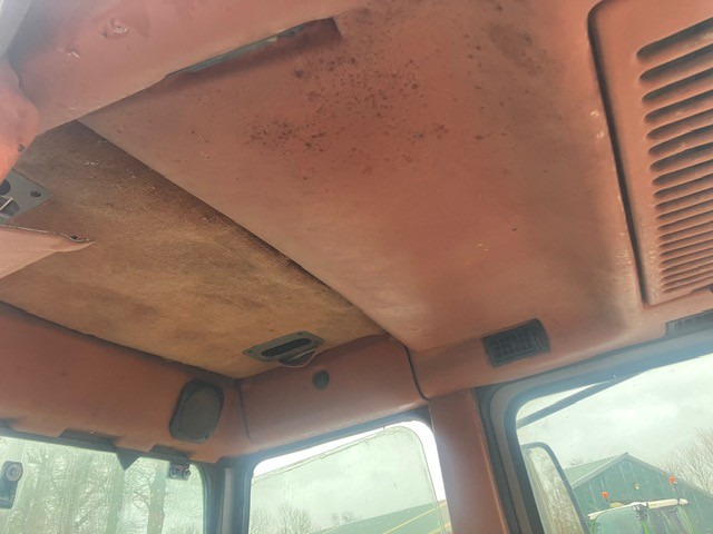 Tractor agricol RENAULT 145.14: Foto 15