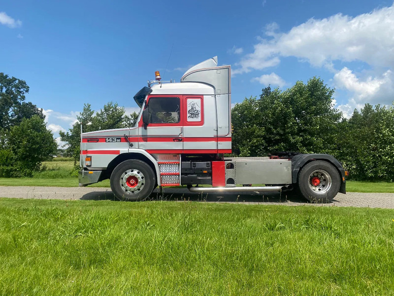 Scania T143-500 V8 | 4x2 | 4350 mm WHEELBASE | TOP CONDITION !!! - Cap tractor: Foto 2 Scania T143-500 V8 | 4x2 | 4350 mm WHEELBASE | TOP CONDITION !!! - Cap tractor: Foto 2