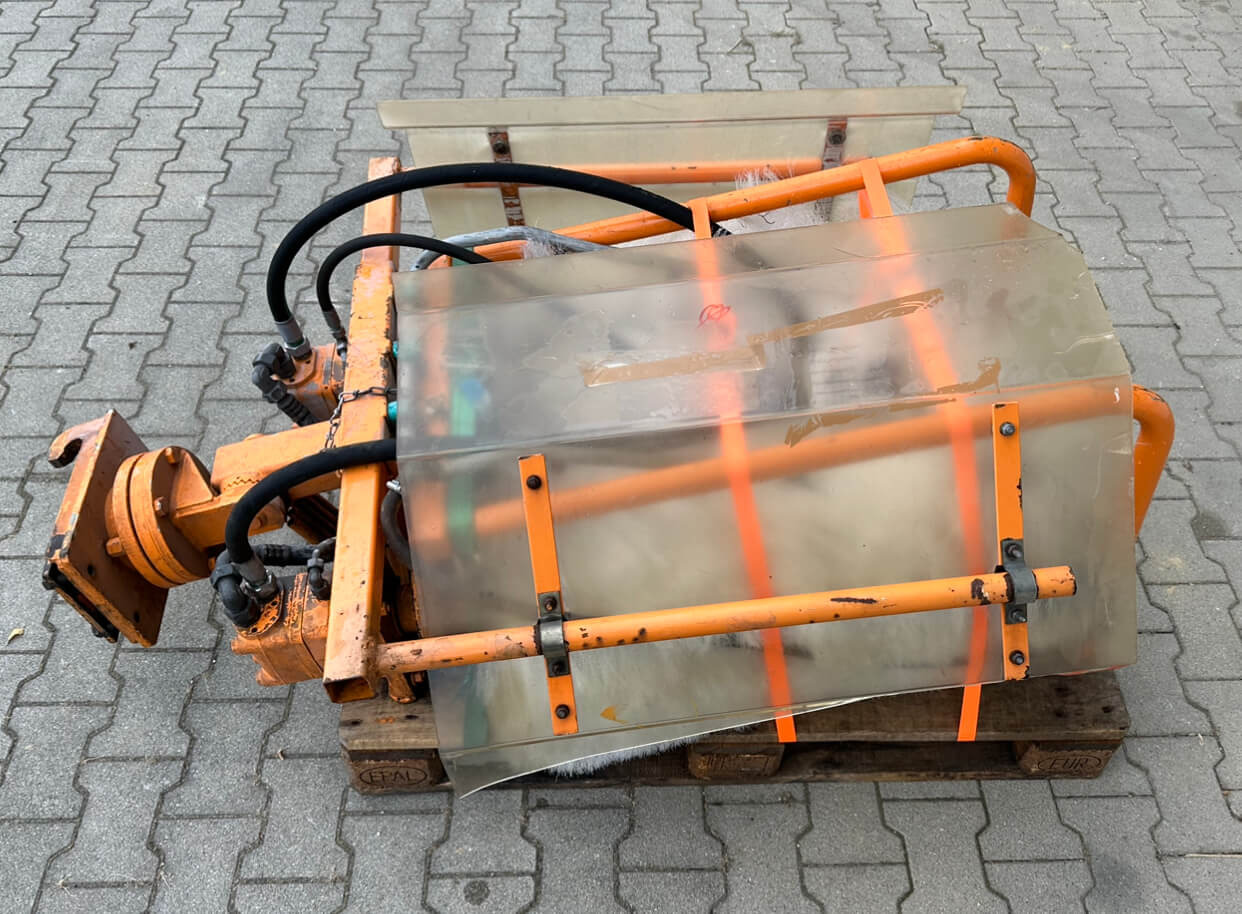 Unimog Doppelwaschbürste Mulag DWB - Perie: Foto 4 Unimog Doppelwaschbürste Mulag DWB - Perie: Foto 4