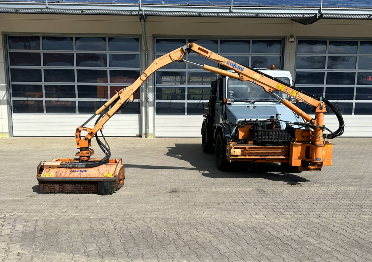 Unimog Frontauslegermähgerät Mulag FME600 - Tocător cu braţ: Foto 1 Unimog Frontauslegermähgerät Mulag FME600 - Tocător cu braţ: Foto 1