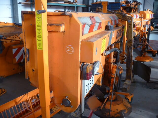 Unimog Salzstreuer Gmeiner 90WA - Sararita: Foto 2 Unimog Salzstreuer Gmeiner 90WA - Sararita: Foto 2