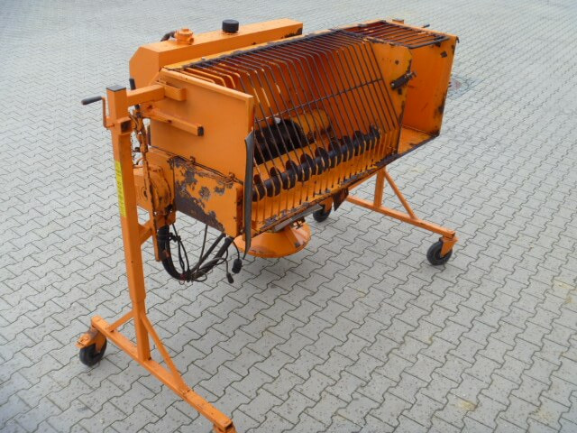 Unimog Salzstreuer Gmeiner DK WA 24V - Sararita: Foto 3 Unimog Salzstreuer Gmeiner DK WA 24V - Sararita: Foto 3