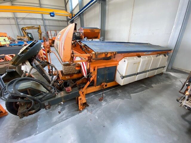 Unimog Salzstreuer Schmidt SAB40-36FR1750 - Sararita: Foto 1 Unimog Salzstreuer Schmidt SAB40-36FR1750 - Sararita: Foto 1