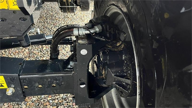 Case IH 8250 Axial-Flow med 35fod Varicut skærebord. Dansk - Combină de recoltat cereale: Foto 4 Case IH 8250 Axial-Flow med 35fod Varicut skærebord. Dansk - Combină de recoltat cereale: Foto 4