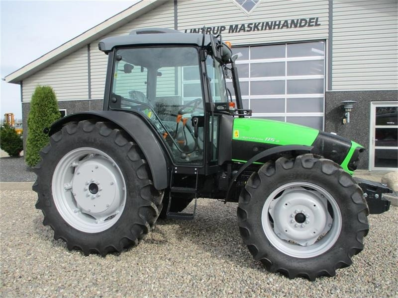 Deutz-fahr Agrofarm 115G New and Unused tractor with 30F+30R - Tractor agricol: Foto 2 Deutz-fahr Agrofarm 115G New and Unused tractor with 30F+30R - Tractor agricol: Foto 2