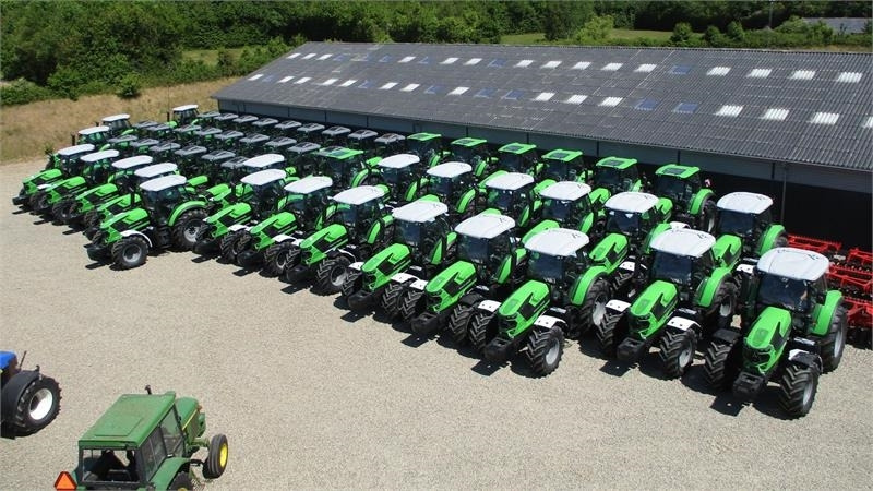 Deutz-fahr Agrotron 6205G New and Unused tractor - Tractor agricol: Foto 2 Deutz-fahr Agrotron 6205G New and Unused tractor - Tractor agricol: Foto 2