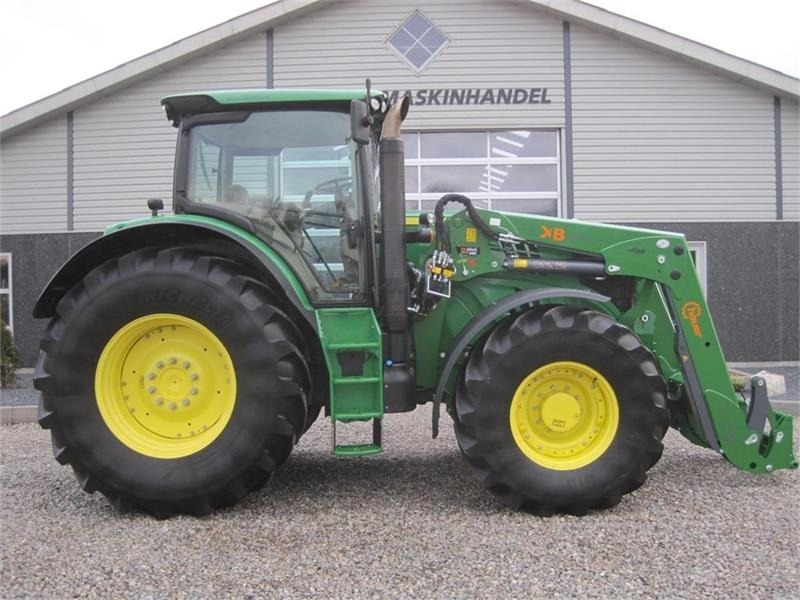 Hauer Frontlæsser til en god pris. Den stærke XB Bionic - Încarcator frontal pentru tractor: Foto 3 Hauer Frontlæsser til en god pris. Den stærke XB Bionic - Încarcator frontal pentru tractor: Foto 3