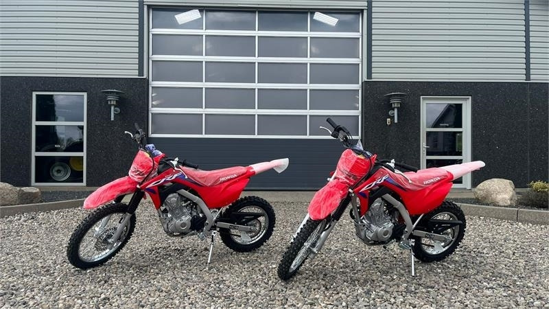 Honda CRF 125 F DEMO. Rigtig crosser med gear og kobling - Atv: Foto 1 Honda CRF 125 F DEMO. Rigtig crosser med gear og kobling - Atv: Foto 1