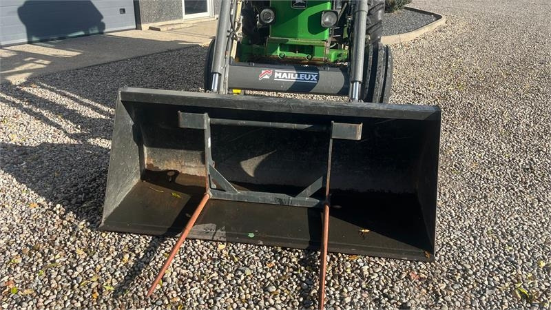 John Deere 2850 Med frontlæsser - Tractor agricol: Foto 4 John Deere 2850 Med frontlæsser - Tractor agricol: Foto 4