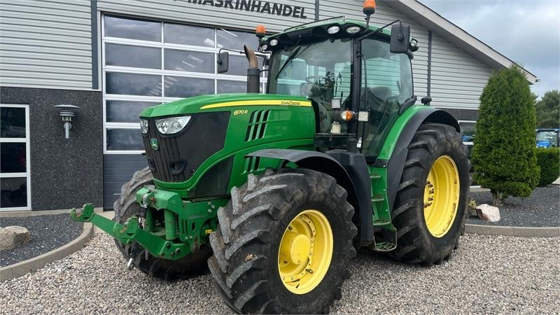 John Deere 6170R AutoPower med frontlift - Tractor agricol: Foto 2 John Deere 6170R AutoPower med frontlift - Tractor agricol: Foto 2