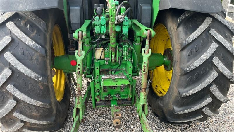 John Deere 6910 Auto Quad II-TLS Med frontlæsser  - Tractor agricol: Foto 4 John Deere 6910 Auto Quad II-TLS Med frontlæsser  - Tractor agricol: Foto 4