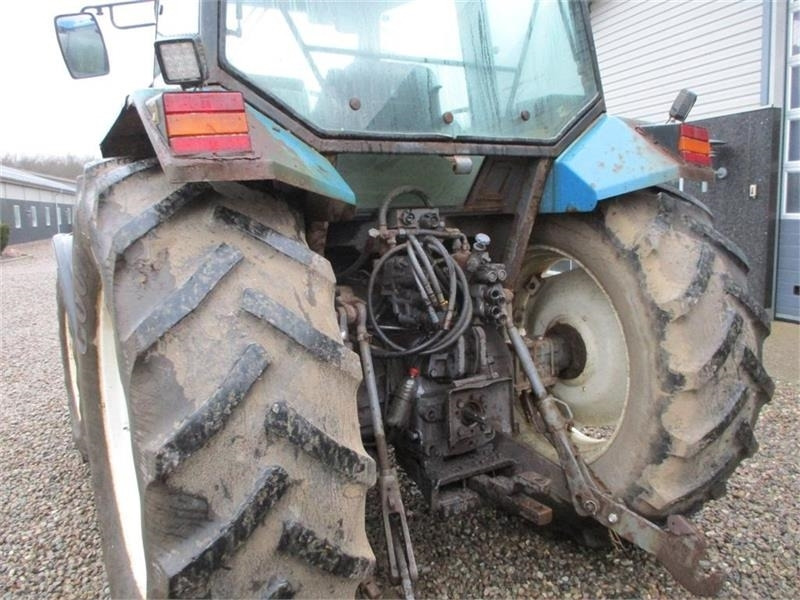 Tractor agricol New Holland 7740 SLE Turbo Med frontlæsser og frontlift.: Foto 9
