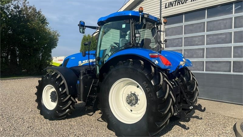New Holland T7.270 AutoCommand med frontlift - Tractor agricol: Foto 3 New Holland T7.270 AutoCommand med frontlift - Tractor agricol: Foto 3