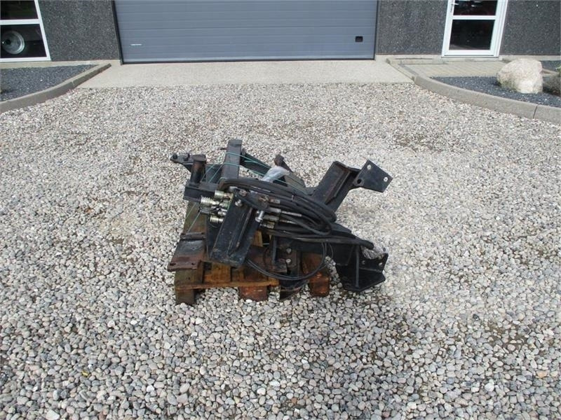 Riko med beslag og komplet hydraulik sæt samt skovl. - Încarcator frontal pentru tractor: Foto 4 Riko med beslag og komplet hydraulik sæt samt skovl. - Încarcator frontal pentru tractor: Foto 4