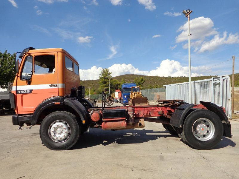 Mercedes-Benz NG Mercedes Benz 1929K 4X2 - Cap tractor: Foto 3 Mercedes-Benz NG Mercedes Benz 1929K 4X2 - Cap tractor: Foto 3
