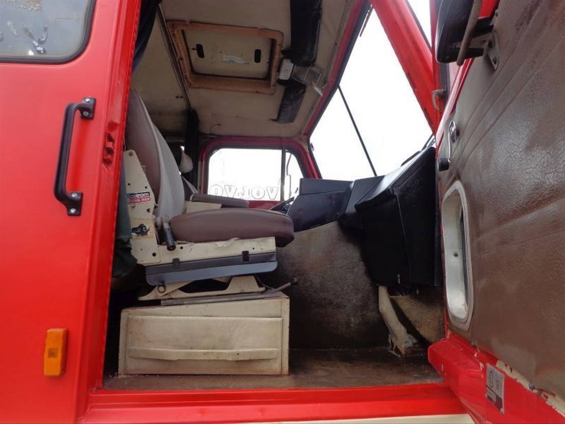 Cap tractor Volvo F 89 VOLVO F89 (6X2): Foto 9
