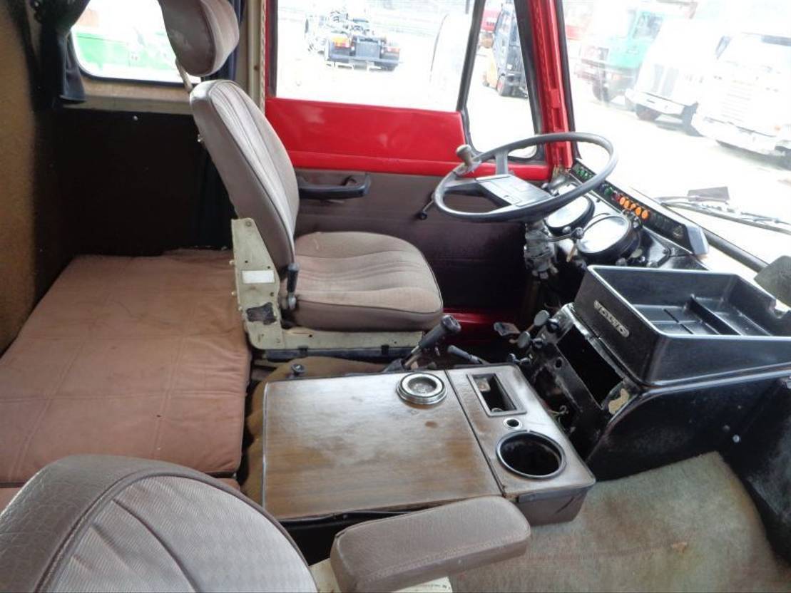 Cap tractor Volvo F 89 VOLVO F89 (6X2): Foto 10