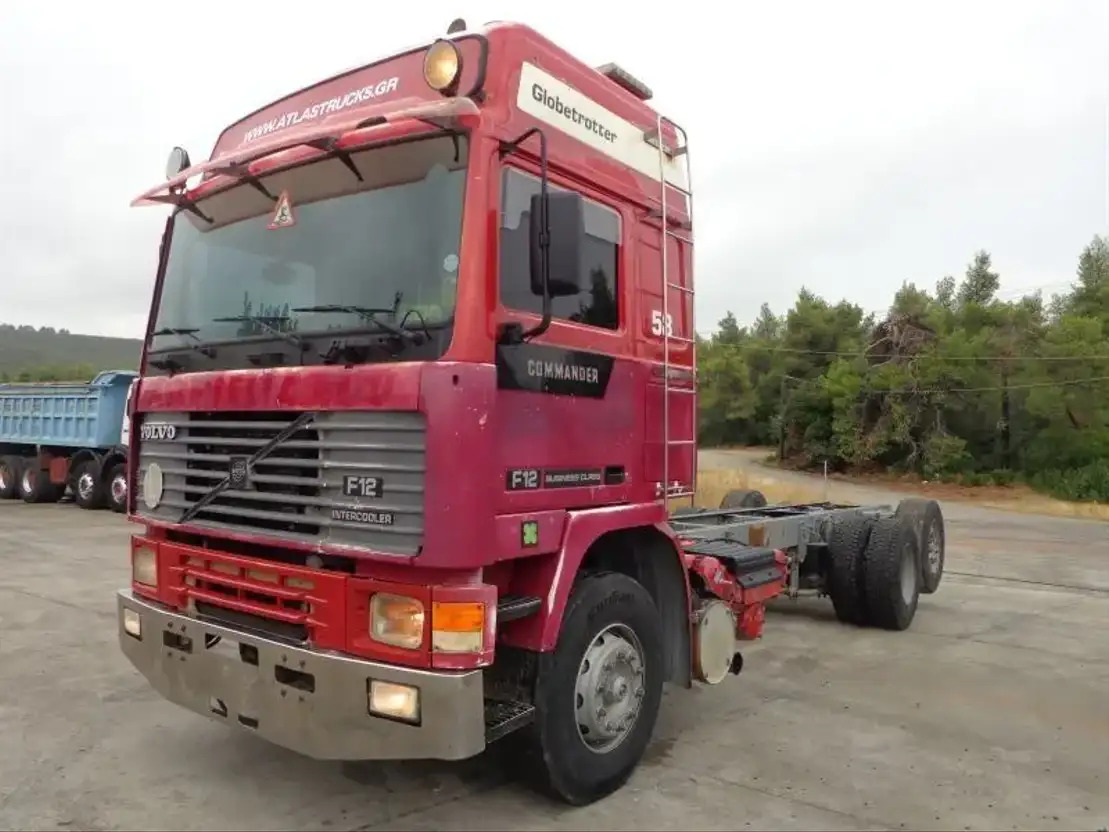 Volvo F 12.400 Volvo F12 6X2 405Hp -TD123ES - Camion şasiu: Foto 2 Volvo F 12.400 Volvo F12 6X2 405Hp -TD123ES - Camion şasiu: Foto 2