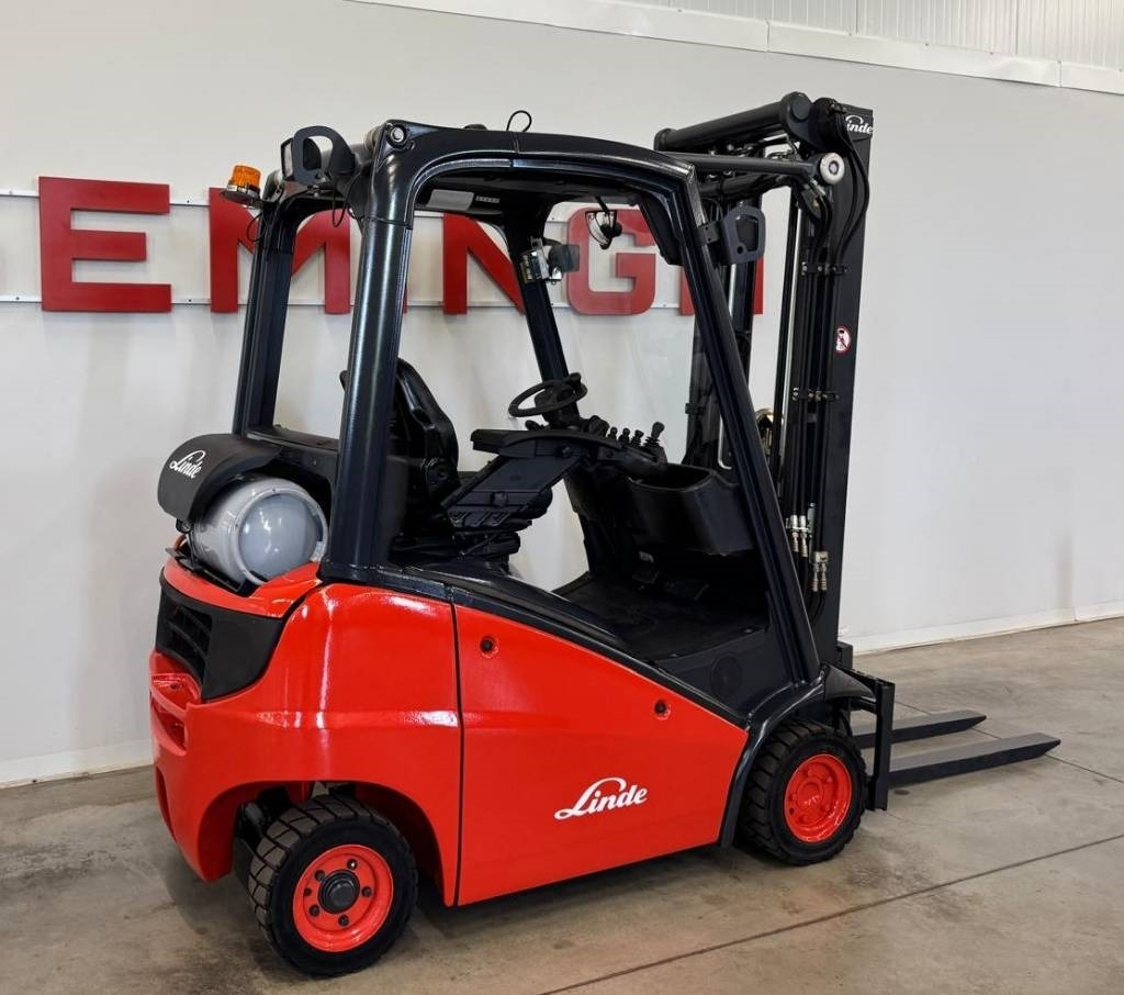 Linde 10874 - H16T - Stivuitor GPL: Foto 3 Linde 10874 - H16T - Stivuitor GPL: Foto 3
