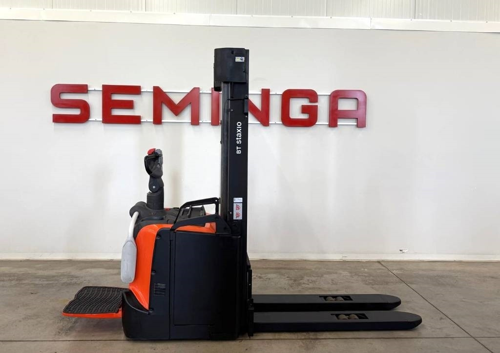 Toyota 11009 - SPE160L - Transpalet la mare înălţime: Foto 2 Toyota 11009 - SPE160L - Transpalet la mare înălţime: Foto 2