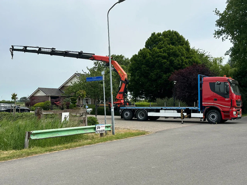Iveco Stralis 420 !KRAAN/CRANE/GRUE/ Palfinger 42TM!! RADIO REMOTE!! EURO 6!!NL truck! - Camion cu macara: Foto 4 Iveco Stralis 420 !KRAAN/CRANE/GRUE/ Palfinger 42TM!! RADIO REMOTE!! EURO 6!!NL truck! - Camion cu macara: Foto 4