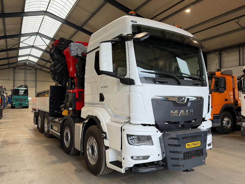 MAN TGS IN ARRIVAL/ COMING IN!!! TGS 35.520!!NEW/NEU PALFINFER 135002 TEC 135TM - Camion cu macara: Foto 2 MAN TGS IN ARRIVAL/ COMING IN!!! TGS 35.520!!NEW/NEU PALFINFER 135002 TEC 135TM - Camion cu macara: Foto 2