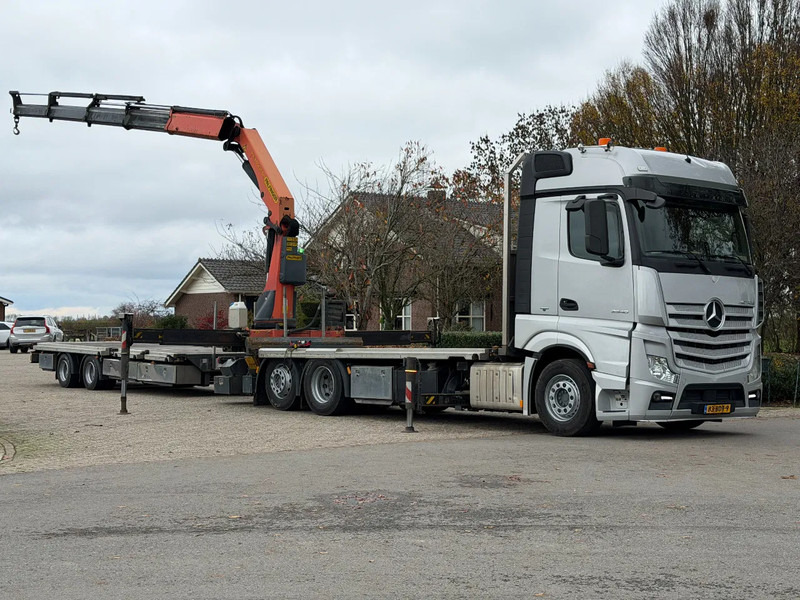 Mercedes-Benz Actros 2640 PALFINGER 34TM CRANE/GRUE!!RADIO REMOTE!!EURO6!! - Camion cu macara: Foto 3 Mercedes-Benz Actros 2640 PALFINGER 34TM CRANE/GRUE!!RADIO REMOTE!!EURO6!! - Camion cu macara: Foto 3
