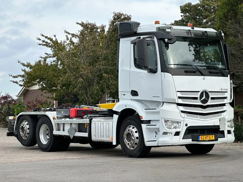 Mercedes-Benz Antos 2545!!EUR6 HAAK/ABROLLKIPPER!!KNICKARM!! - Camion cu cârlig: Foto 2 Mercedes-Benz Antos 2545!!EUR6 HAAK/ABROLLKIPPER!!KNICKARM!! - Camion cu cârlig: Foto 2