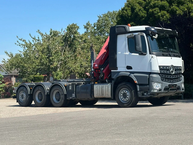 Mercedes-Benz Arocs 3251 8x4 TRIPLE!!28TM KRAAN/HAAK!!EURO6!!TOP! ZERO EMISSIE 2030!! - Camion cu cârlig, Camion cu macara: Foto 4 Mercedes-Benz Arocs 3251 8x4 TRIPLE!!28TM KRAAN/HAAK!!EURO6!!TOP! ZERO EMISSIE 2030!! - Camion cu cârlig, Camion cu macara: Foto 4