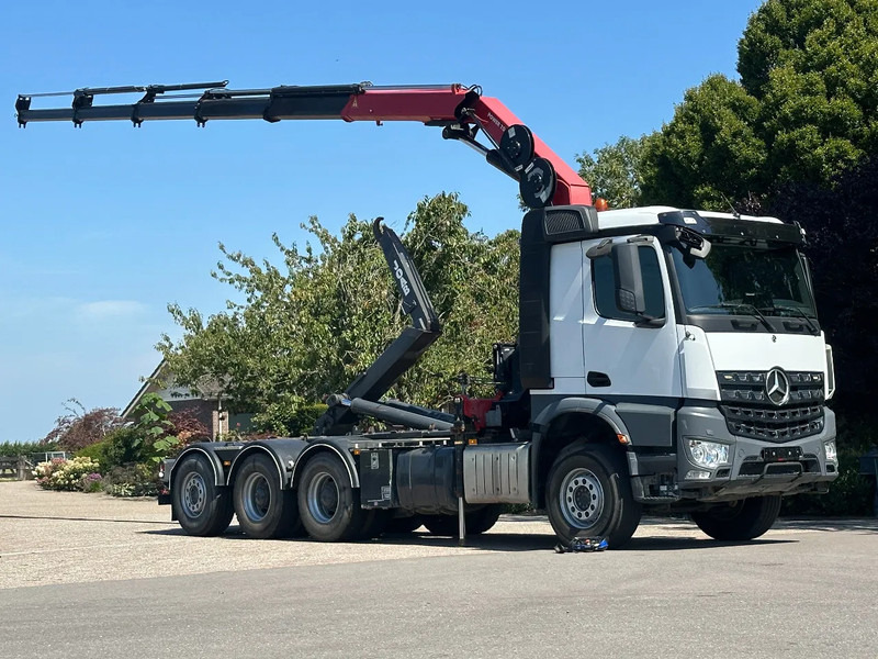 Mercedes-Benz Arocs 3251 8x4 TRIPLE!!28TM KRAAN/HAAK!!EURO6!!TOP! ZERO EMISSIE 2030!! - Camion cu cârlig, Camion cu macara: Foto 1 Mercedes-Benz Arocs 3251 8x4 TRIPLE!!28TM KRAAN/HAAK!!EURO6!!TOP! ZERO EMISSIE 2030!! - Camion cu cârlig, Camion cu macara: Foto 1