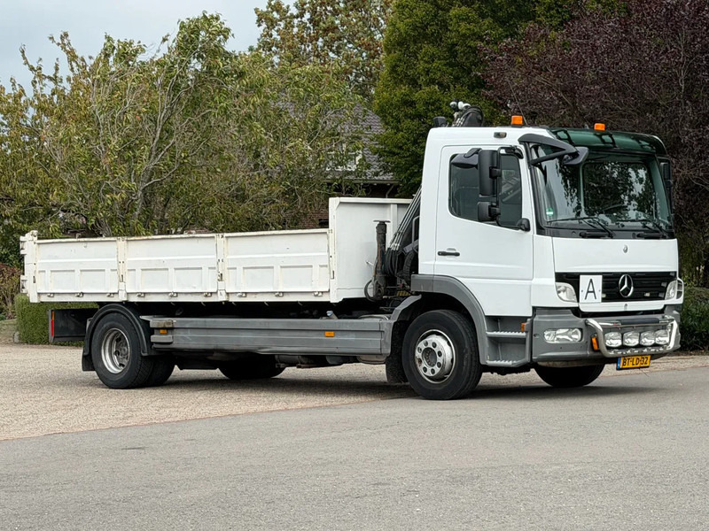 Mercedes-Benz Atego 1218 KRAAN/KIPPER!!MANUELL!! - Camion basculantă, Camion cu macara: Foto 5 Mercedes-Benz Atego 1218 KRAAN/KIPPER!!MANUELL!! - Camion basculantă, Camion cu macara: Foto 5