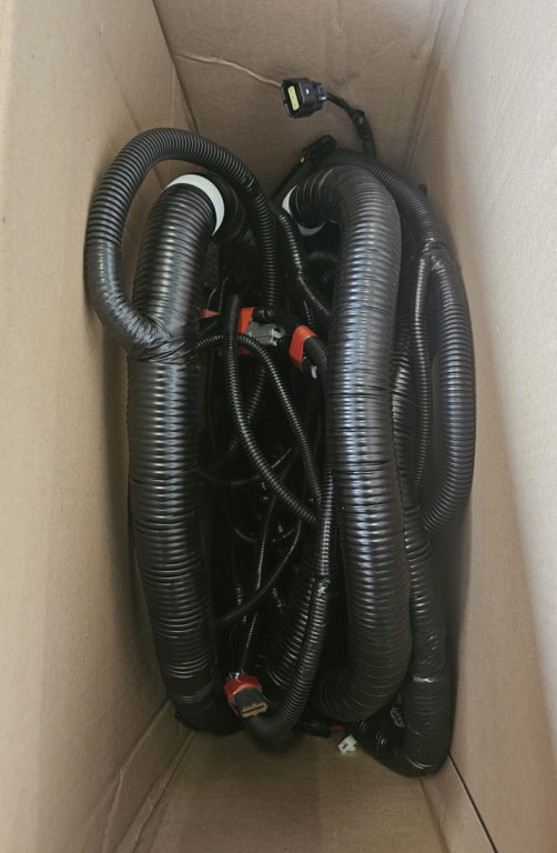 Case KSR13404 - KSR13990 - Cablu/ Fire electric pentru Utilaje constructii: Foto 3 Case KSR13404 - KSR13990 - Cablu/ Fire electric pentru Utilaje constructii: Foto 3